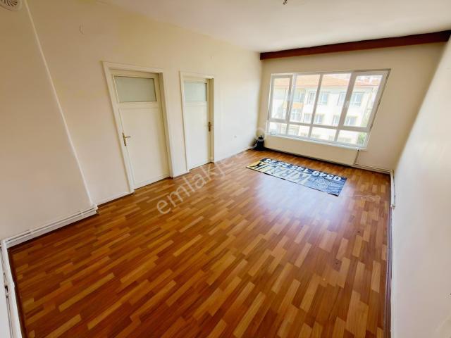 Oğulbey'den Kuyuyazısı & Adnan Yüksel Cad. Yakını 3.kat Ön Cephe