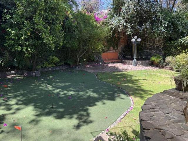 OCOTEPEC arq. Cramer, terraza, cuarto de juegos, jardín, 4 estacionamientos