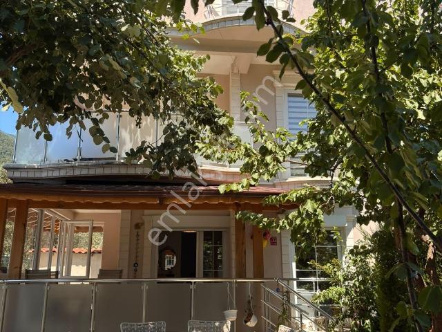 Ocaklar'da Masrafsız, Yeni Eşyalı Bahçeli Ve Barbekülü 3+1 Villa