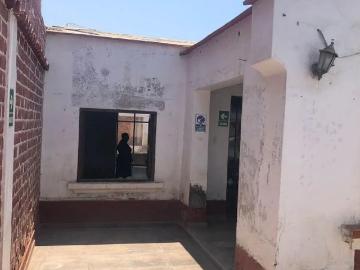 Ocasin Casa como Terreno en Av Vctor Larco HerreraBuenos AiresTrujillo