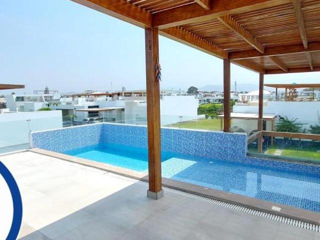 Ocasin venta de casa de playa en condominio puerto madero