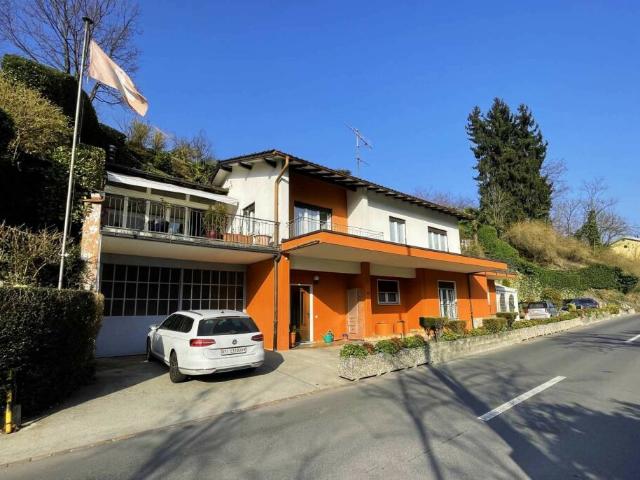 OCCASIONE CASA CON TERRENO EDIFICABILE A PONTE CREMENAGA