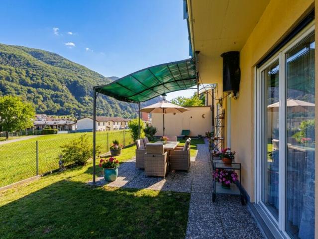 OCCASIONE VILLA 5.5 LOCALI CON GIARDINO PRIVATO A BARBENGO