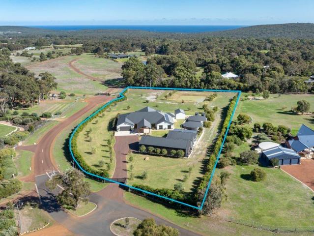 Ocean & Valley Views Exceptional Yallingup Lifestyle