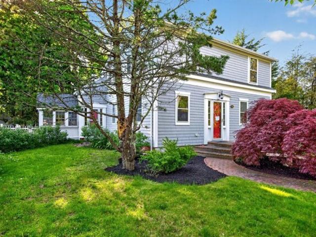 Ocean View Ave, Cotuit, Home For Sale