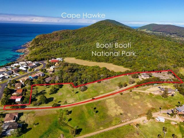 Ocean view acreage in a premium location