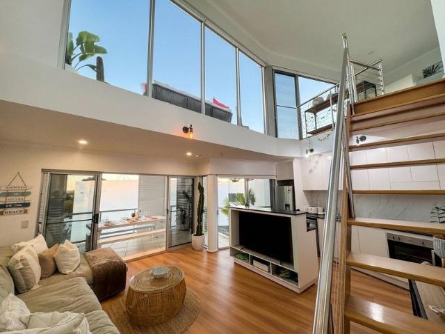 Ocean View Rooftop Terrace Penthouse in the Heart of Tugun Village