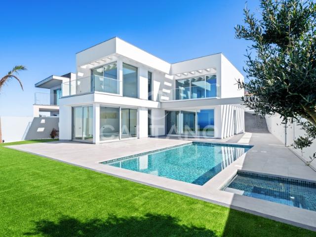 Ocean View Villa | Arquitetura Moderna e Privacidade Absoluta