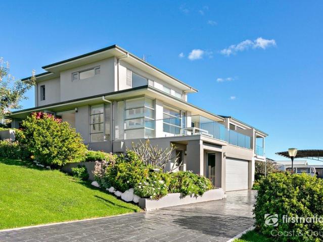 Ocean Views, Coastal Comfort & Effortless Kiama Living
