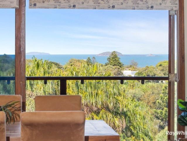 Ocean Views & Effortless Coastal Living