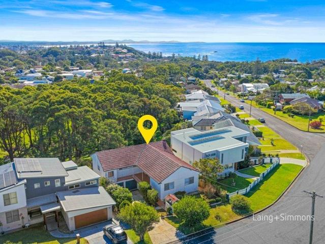 Ocean Views & Endless Potential in a Tightly Held Coastal Enclave