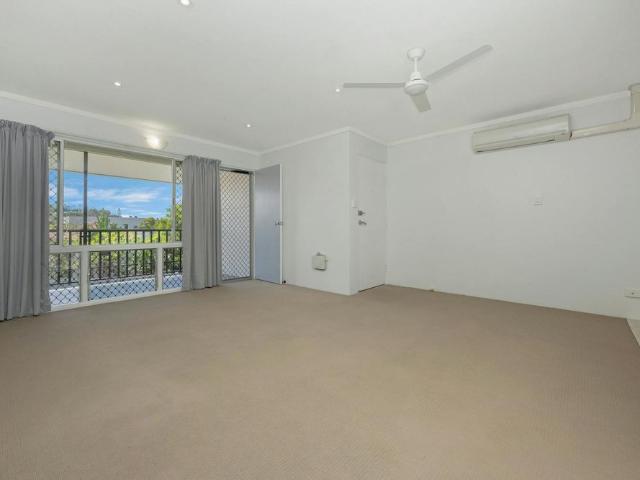 Ocean Views from Your Lounge & Bedroom | Living on The Strand