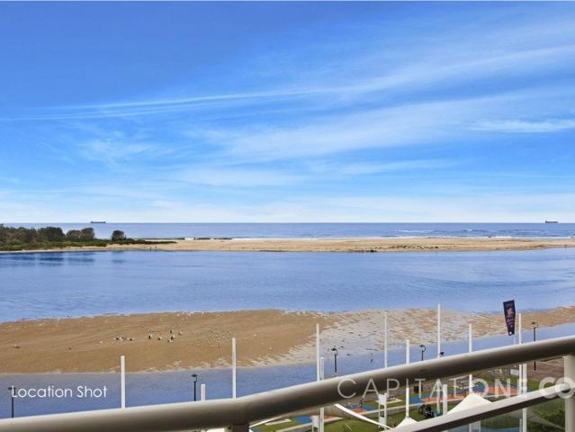 OCEAN VIEWS overlooking the channel