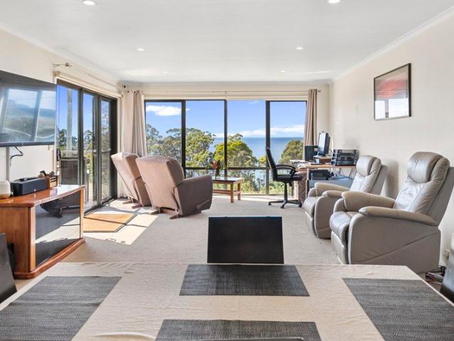 Ocean Views Popular Pirates Bay Surf Your Sea Change Awaits!