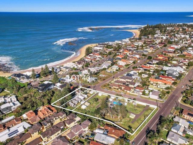 Ocean Views. Prime Vacant North Facing Land. Blue Bay