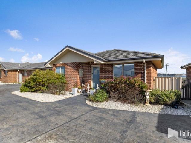 Ocean Views, Strong Returns & a Secure Tenancy