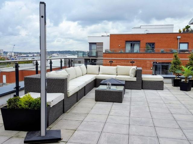 Ocean Way, Southampton, Hampshire SO14, 2 bed flat to rent, £1,750 pcm | PrimeLocation