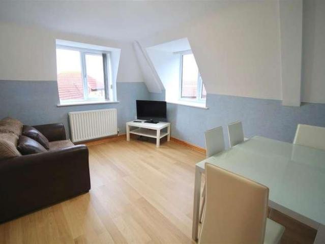 Ocean Apartment, St. Helens Parade, Southsea, PO4