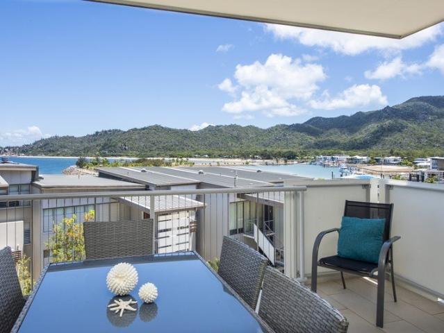 Ocean, Beach & Mountain Views