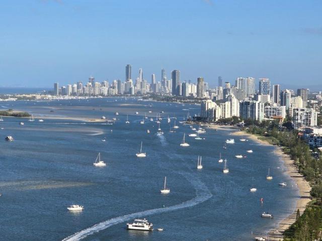 Ocean & Broadwater SkyHome with Stunning Surfers Night Skyline