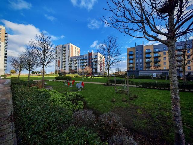 Ocean Drive, Gillingham ME7, 1 bed flat to rent, £1,100 pcm | PrimeLocation