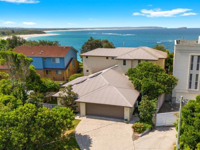 Oceanfront with Spectacular Water Views