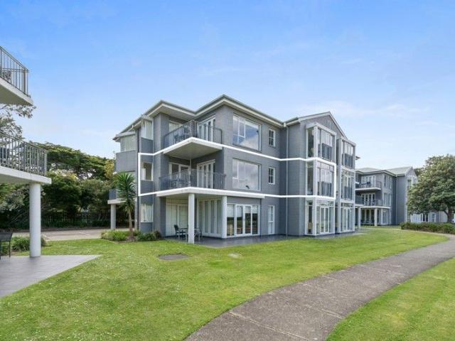Ocean Front Opportunity Life Style & Income in One