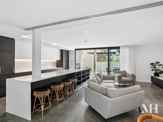 OCEAN LIFESTYLE LUXURY APARTMENT WITH PRIVATE POOL
