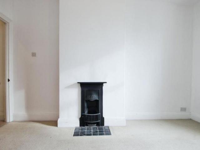 Ocean present a large 3 bedroom family home, on a quiet road off the Wells Road. Woodbridge Road offers quick access to the Centre and Redcatch Park