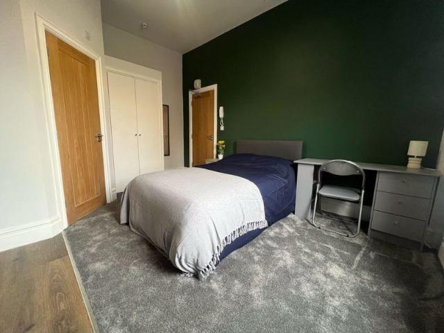 Ocean Road, South Shields NE33 1 bed in a house share to rent £650 pcm £150 pw