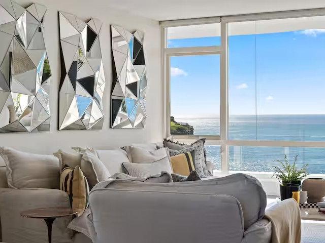 Ocean Sounds A Rare Harry Seidler Coastal Residence in Vaucluse