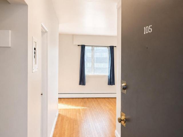 Oceanview Apartments Studio Original [object Promise] for Rent