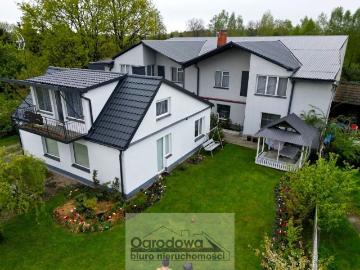 Dom z 3 wejściami, garaż, 250 m2, potencjał inwestycyjny