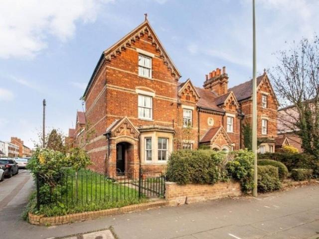 Ock Street, Abingdon OX14, 3 bed end terrace house to rent, £1,950 pcm | PrimeLocation