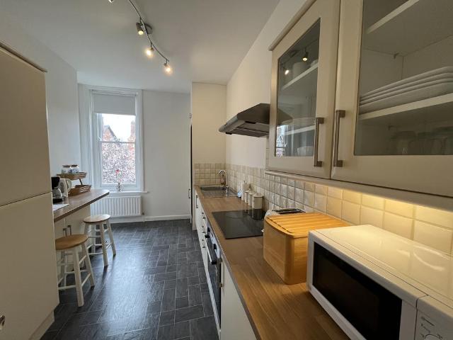 Ockham Court, Bardwell Road, Oxford, OX2 2 bed flat to rent £3,500 pcm £808 pw
