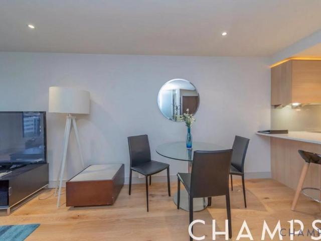 Octavia House, 213 Townmead Road. Studio to rent £2,427 pcm £560 pw