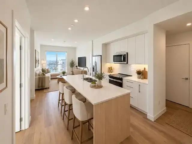 OCTOBER FREE RENT! | 3 BEDROOMS | CORNER UNIT | WRAPAROUND BALCONY — 3 Bedrooms Condo Unit