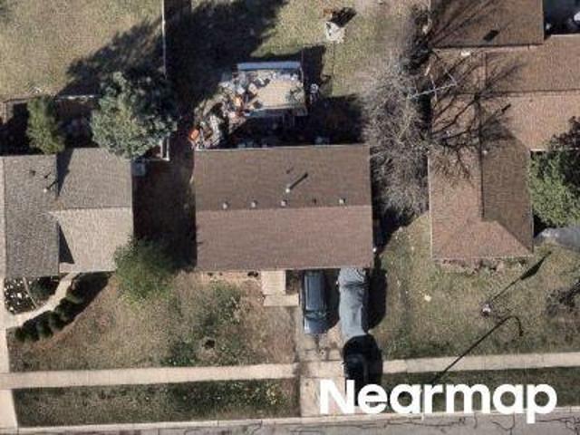 Oakton Ave