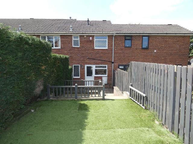 Oakway, Birkenshaw BD11, 2 bed town house to rent, £895 pcm | PrimeLocation