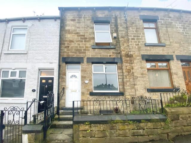 Oakwell Lane, South Yorkshire S71 3 bed terraced house to rent £895 pcm £207 pw