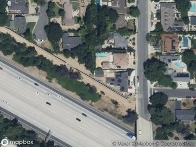 Oakwood Ave