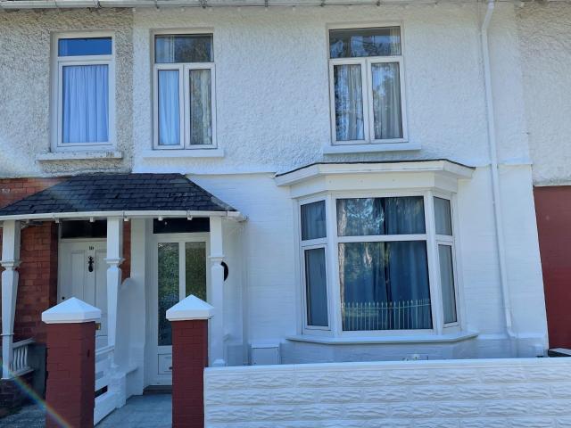 Oakwood Road, Brynmill, Swansea SA2 0DN StudentDigz Ltd