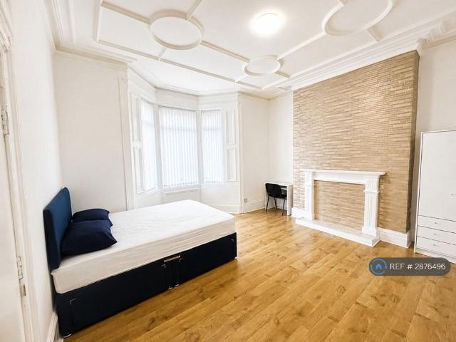 Oakwood Street, Sunderland, SR2 1 bed in a house share to rent £525 pcm £121 pw