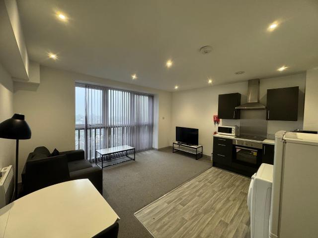 Oak Court, Dudley Road, Brierley Hill, West Midlands DY5, 1 bed flat to rent, £700 pcm | PrimeLocation