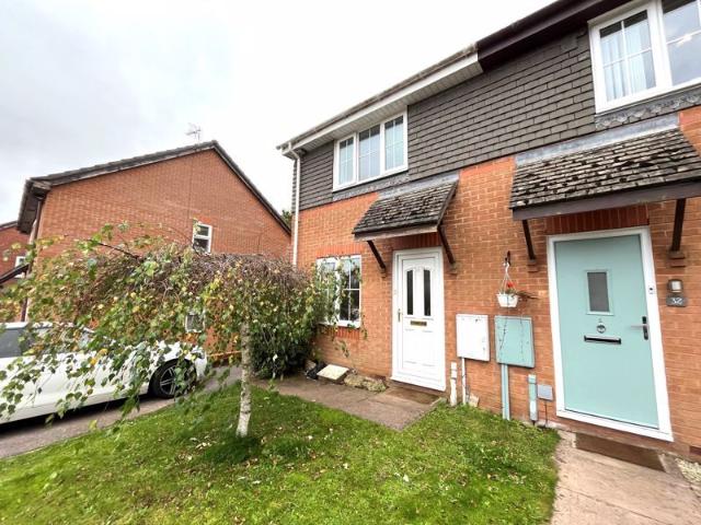 Oak Close, Exeter EX6, 2 bed property to rent, £1,250 pcm | PrimeLocation