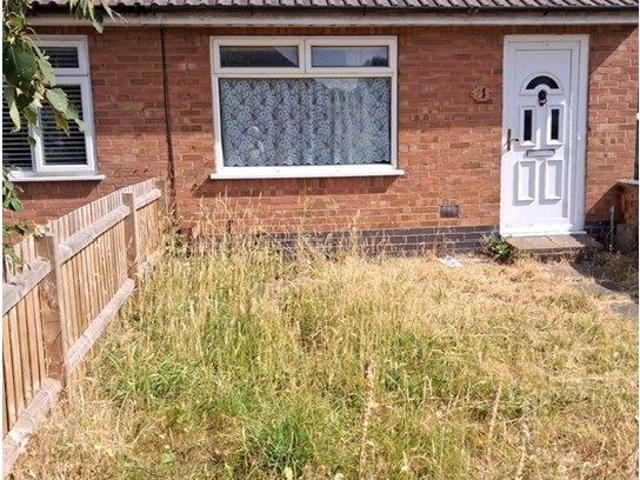 Oak Crescent, Leicester LE3, 3 bed terraced house to rent, £1,150 pcm | PrimeLocation