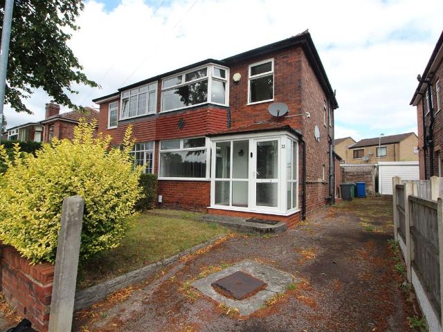 Oak Avenue, Whitefield, Manchester M45, 3 bed semi detached house to rent, £1,450 pcm | PrimeLocation