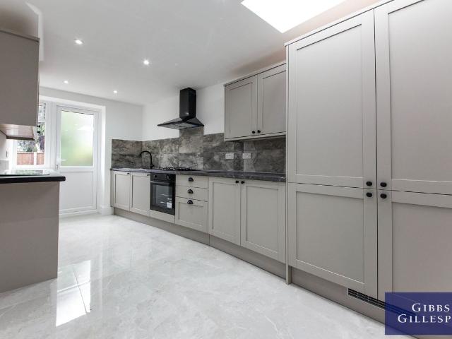 Oak Gardens, Edgware HA8, 6 bed semi detached house to rent, £4,500 pcm | PrimeLocation