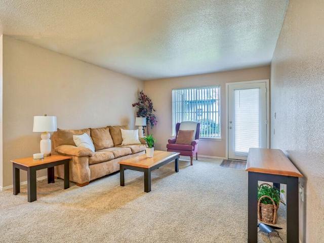Oak Glen Apartments 3 Bedroom Apartment for Rent at 720 Se Oak Glen Way, Hillsboro, OR 97129 Southeast Hillsboro