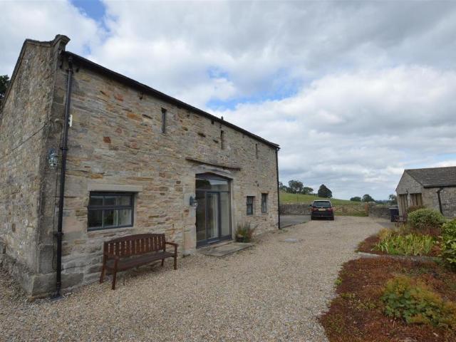 Oak Grange Barn and Annexe, Melmerby. 4 bed detached house to rent £1,500 pcm £346 pw